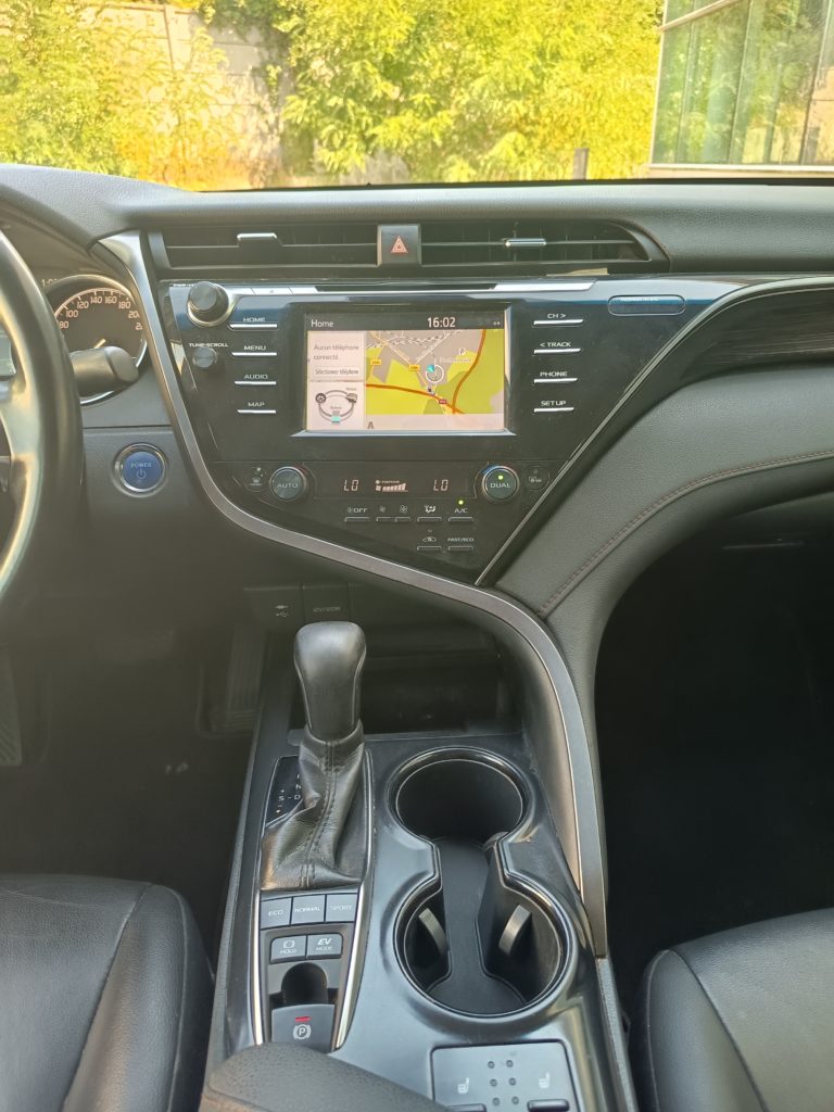 Toyota Camry VO 434 - Photo 14