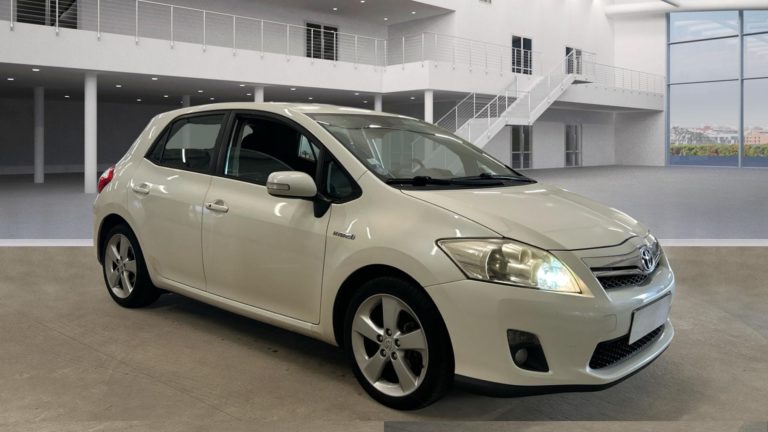 Toyota Auris VO 435 - Photo 3