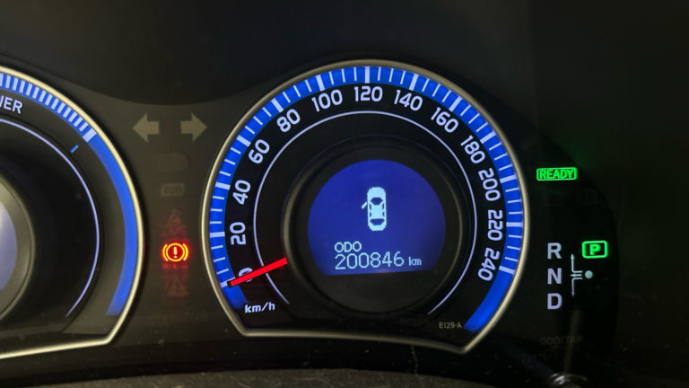 Toyota Auris VO 435 - Photo 7