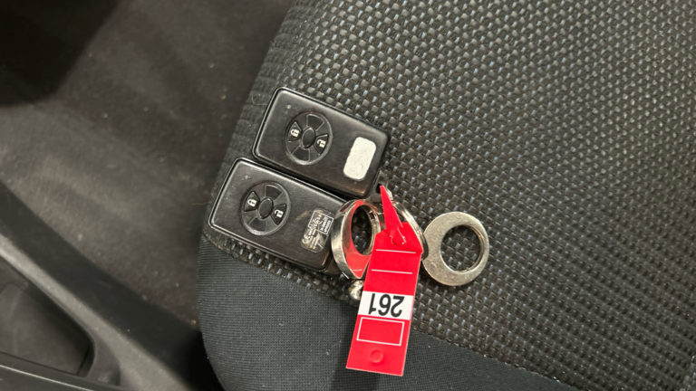 Toyota Auris VO 435 - Photo 10