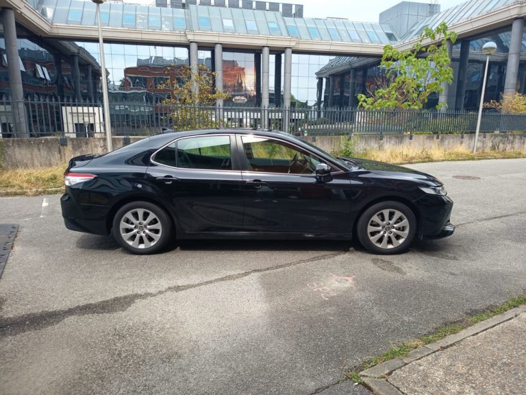 Toyota Camry VO 436 - Photo 18