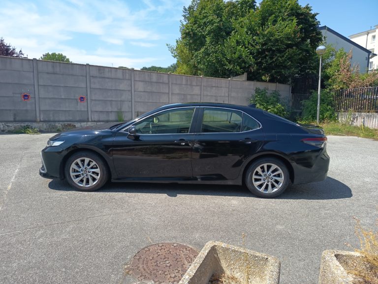 Toyota Camry VO 437 - Photo 19