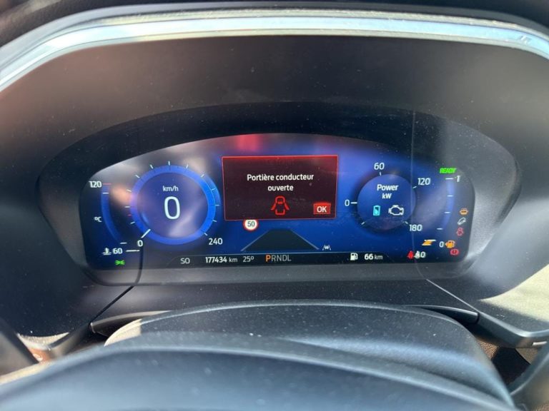 Ford Kuga VO 450bis - Photo 8