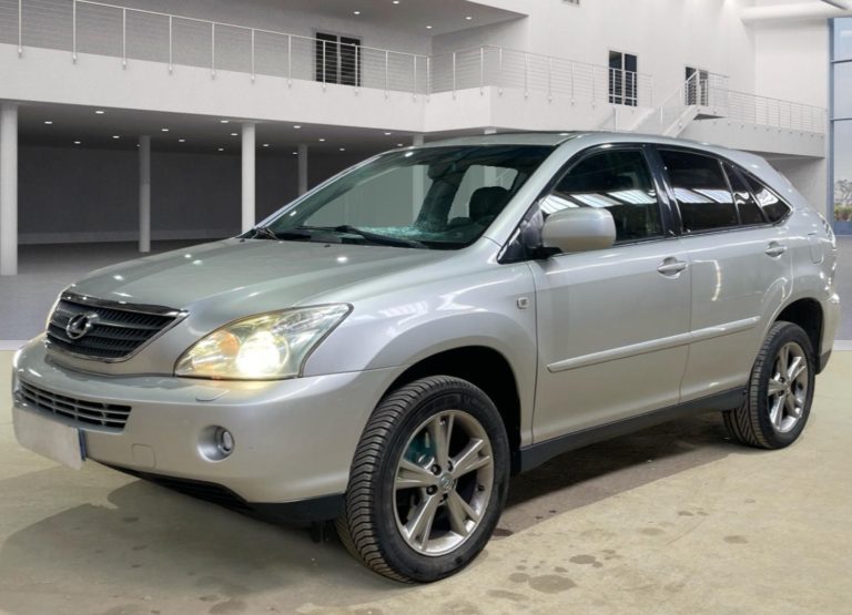 VO 488 - Lexus RX 400h