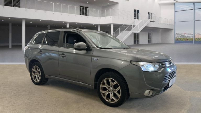 Mitsubishi Outlander VO 490 - Photo 3
