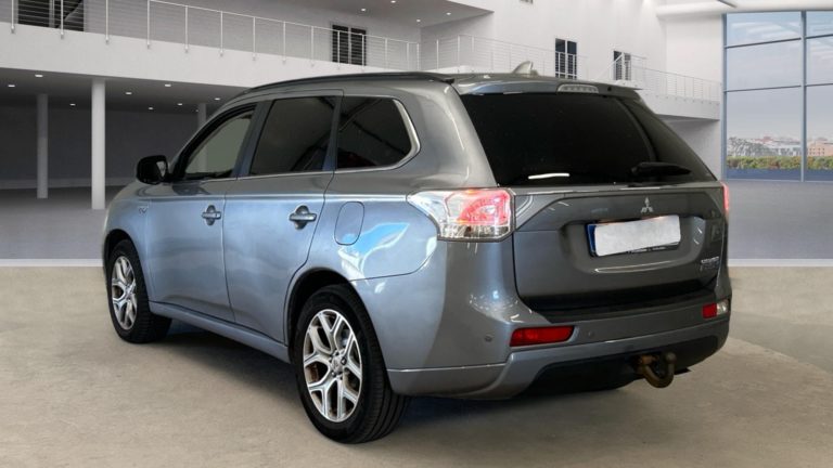 Mitsubishi Outlander VO 490 - Photo 5