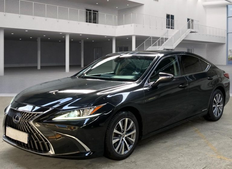 VO 492 - Lexus ES 300h