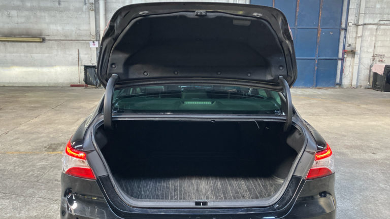 Toyota Camry VO 495 - Photo 13