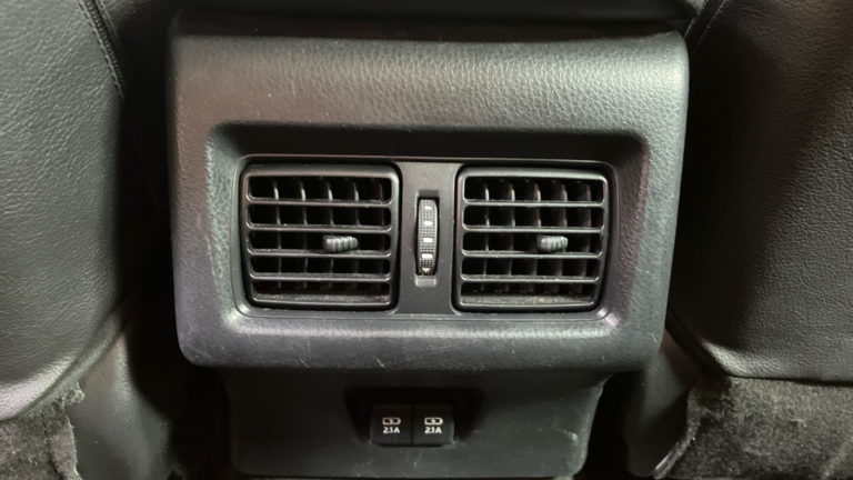 Toyota Camry VO 496 - Photo 12