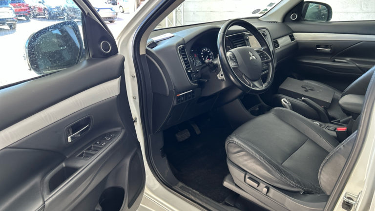 Mitsubishi Outlander VO 497 - Photo 7