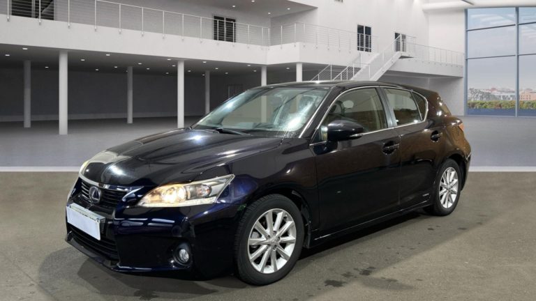 Lexus CT 200h VO 501 - Photo 2