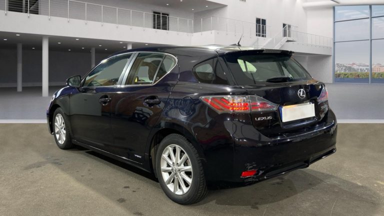 Lexus CT 200h VO 501 - Photo 5