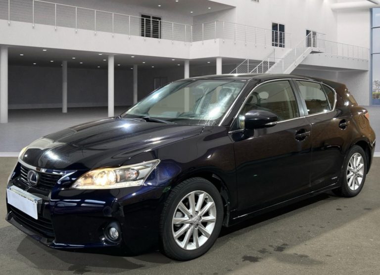 VO 501 - Lexus CT 200h