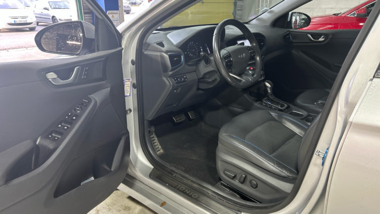 Hyundai Ioniq VO 510 - Photo 8
