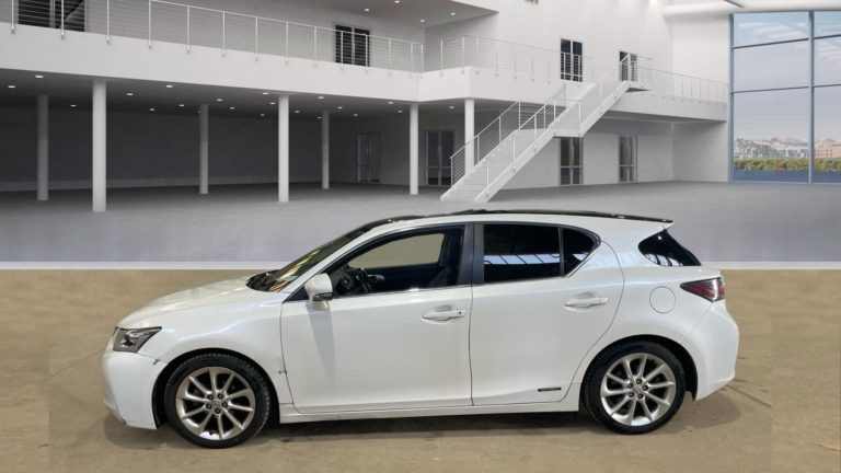 Lexus CT 200h VO 516 - Photo 2