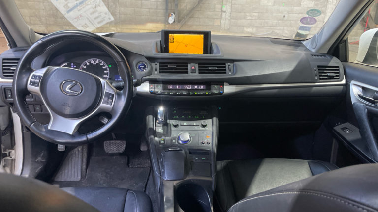 Lexus CT 200h VO 516 - Photo 6