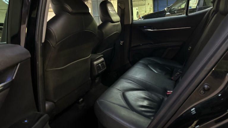 Toyota Camry VO 538 - Photo 9