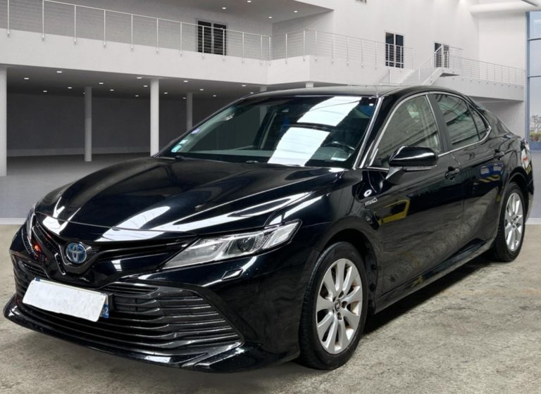 Toyota Camry VO 543 - Photo 1