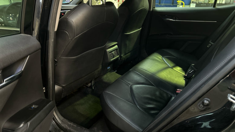Toyota Camry VO 544 - Photo 9