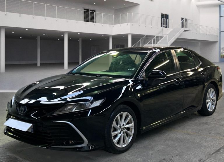Toyota Camry VO 544 - Photo 1