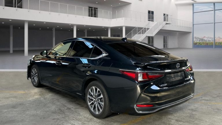 Lexus ES 300h VO 546 - Photo 5