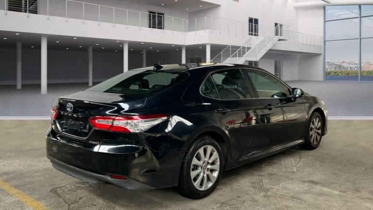 Toyota Camry VO 547 - Photo 4