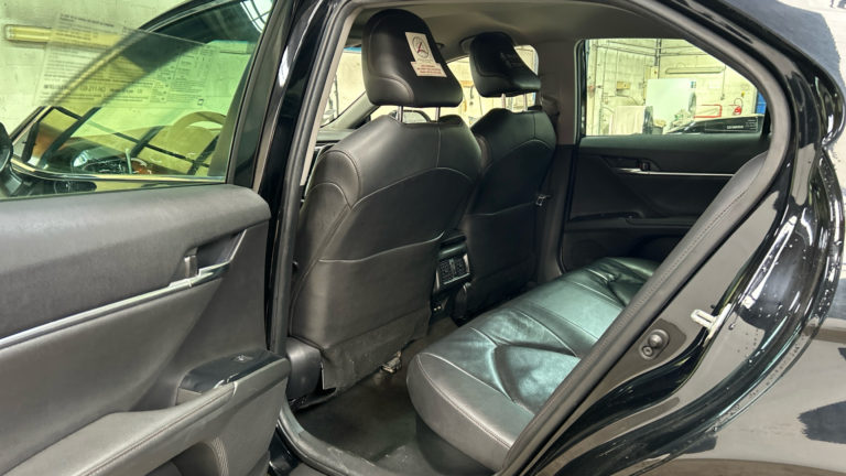 Toyota Camry VO 547 - Photo 9