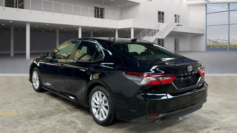 Toyota Camry VO 548 - Photo 5