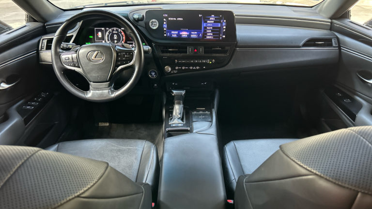 Lexus ES 300h VO 552 - Photo 7