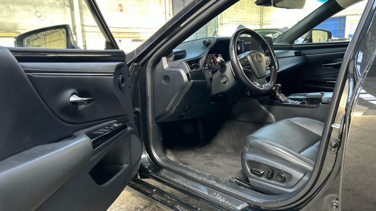 Lexus ES 300h VO 552 - Photo 8
