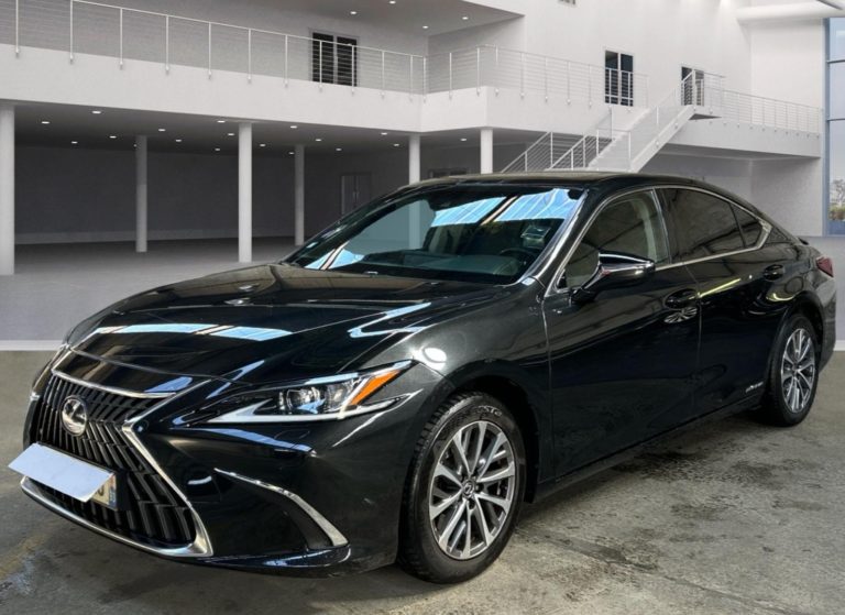 VO 552 - Lexus ES 300h