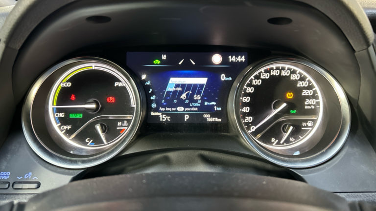 Toyota Camry VO 554 - Photo 7