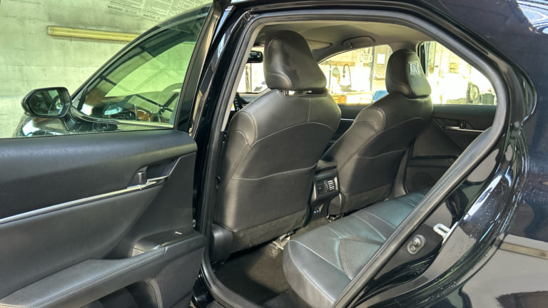 Toyota Camry VO 554 - Photo 9