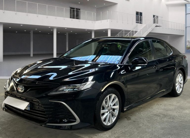 Toyota Camry VO 554 - Photo 1